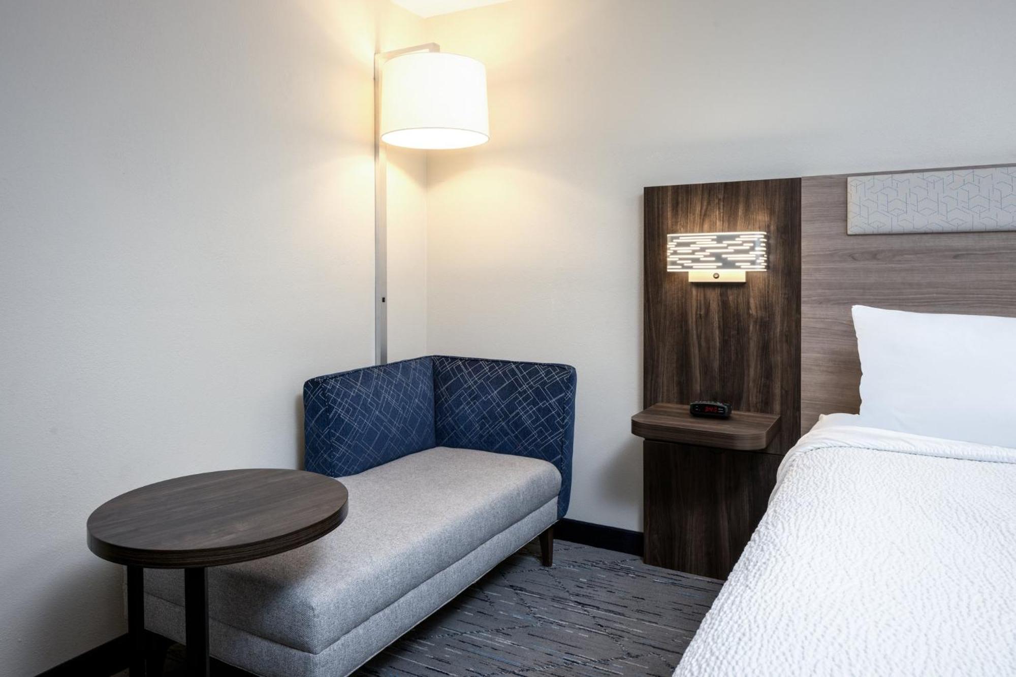Holiday Inn Express Portland South - Lake Oswego By Ihg Esterno foto